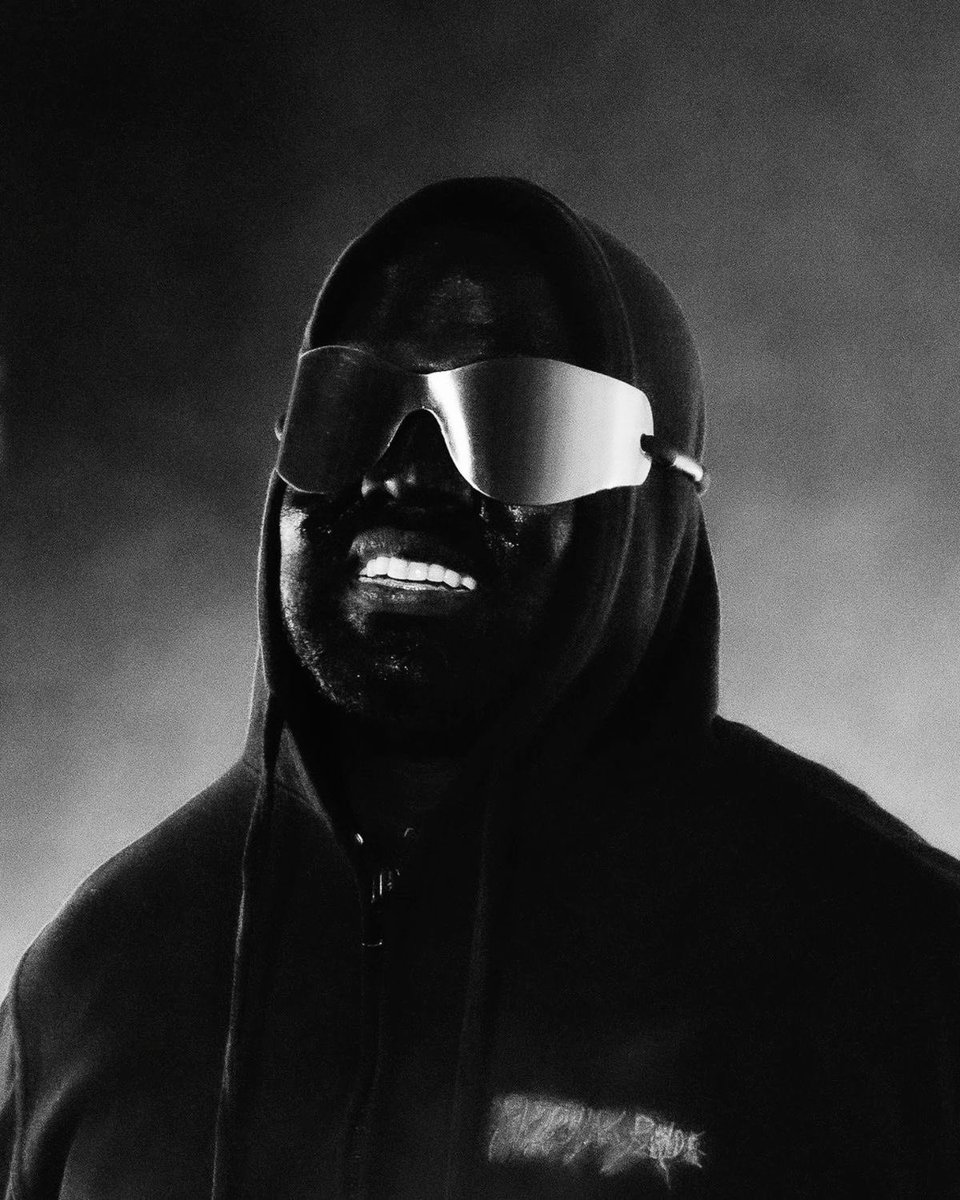 Ye Charts tweet media