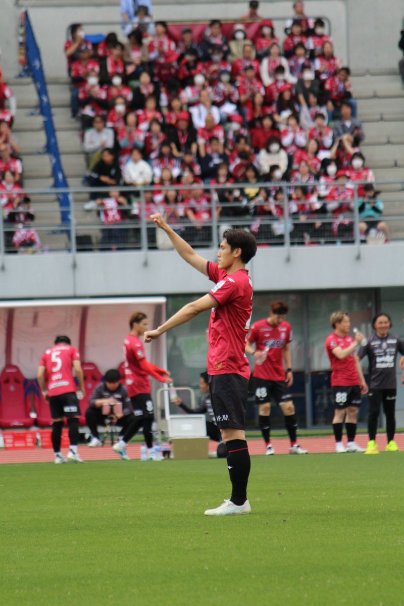 ぷりん tweet media