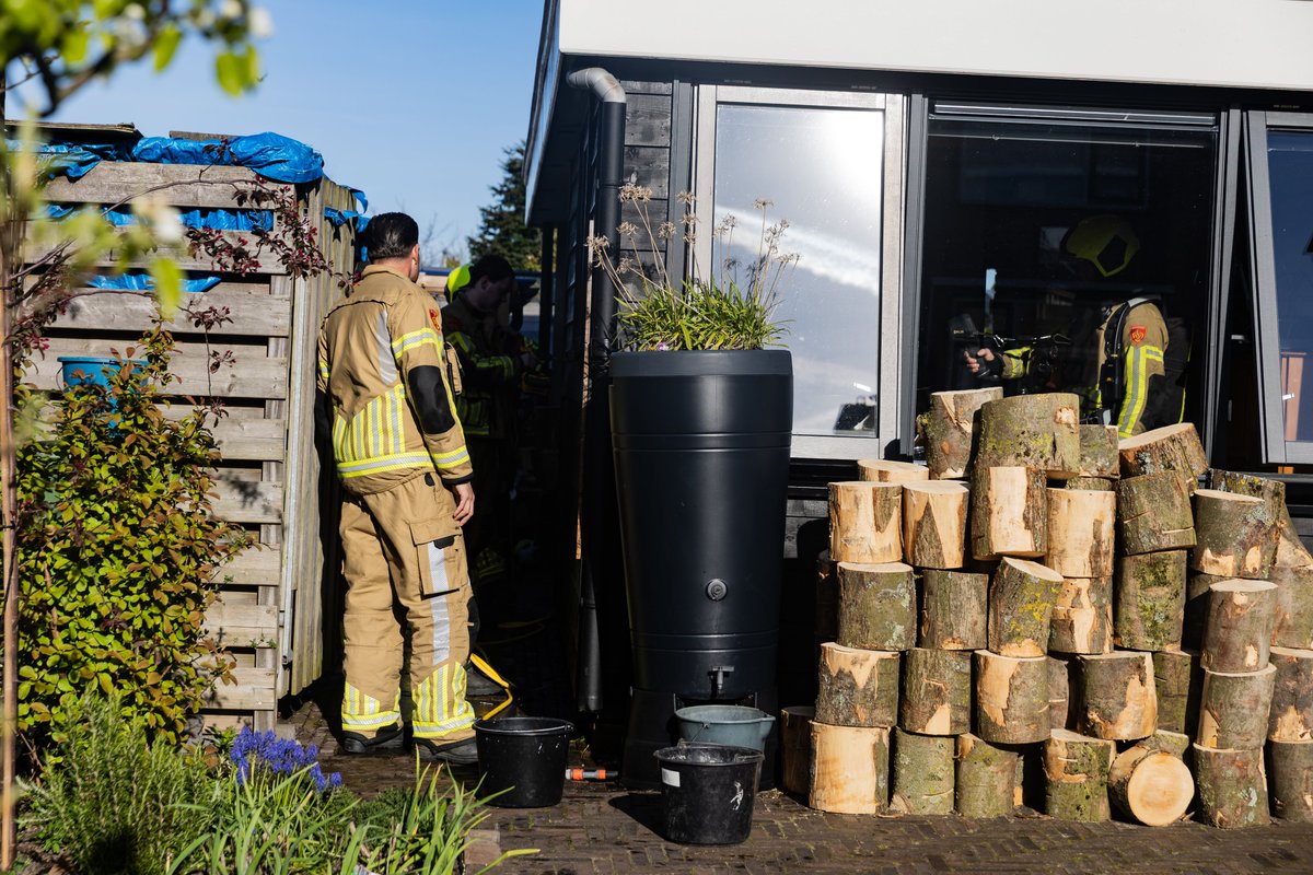 Brand bijgebouw in Moerkapelle