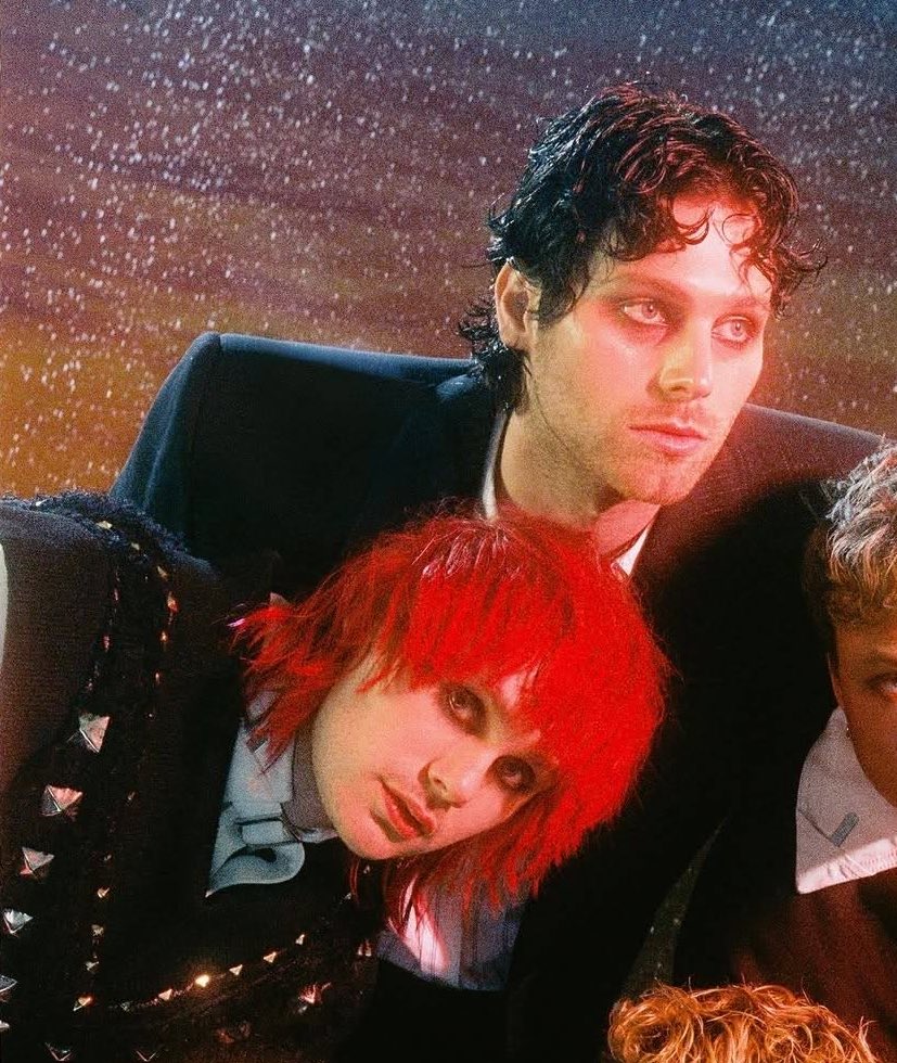 daily muke ꨄ tweet media