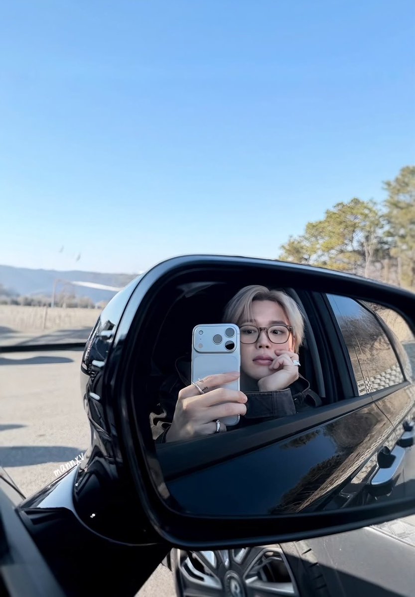 naee ⁷ is seeing bts tweet media