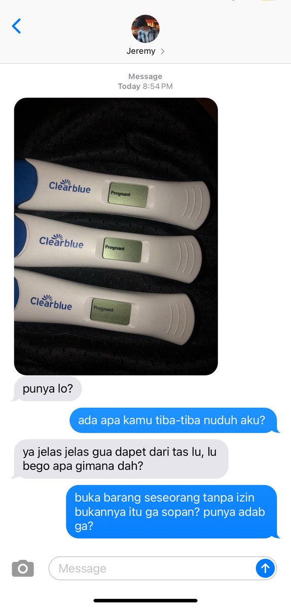 peachkanya's tweet photo. Behind Primadona.

Ray Attala itu anak emas di sekolah, beauty with brain. Tapi kenapa bisa? Anak emas itu kebobolan. 

A jaeyong few tweet au. https://t.co/6gY8o9KwJX