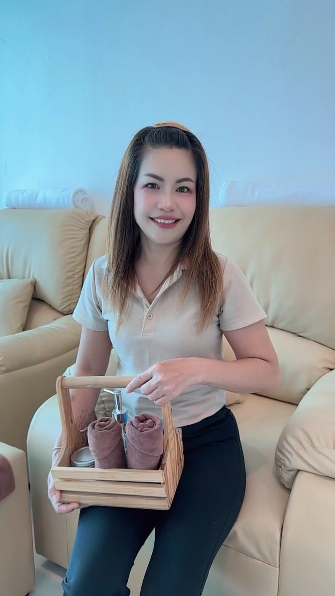 Lightbody68's tweet photo. ปวดคอบ่าไหล่  หลัง ตึงไปหมดใช่ไหม 
ปล่อยไว้นาน ยิ่งทรมาน 💥
มาผ่อนคลายให้ร่างกายเบาสบายค่ะ ✨ 

￼ 📍พิกัดร้านรามอินทรา 67
   📞0641198889 💆‍♀️ https://t.co/0HXtUfrU8j