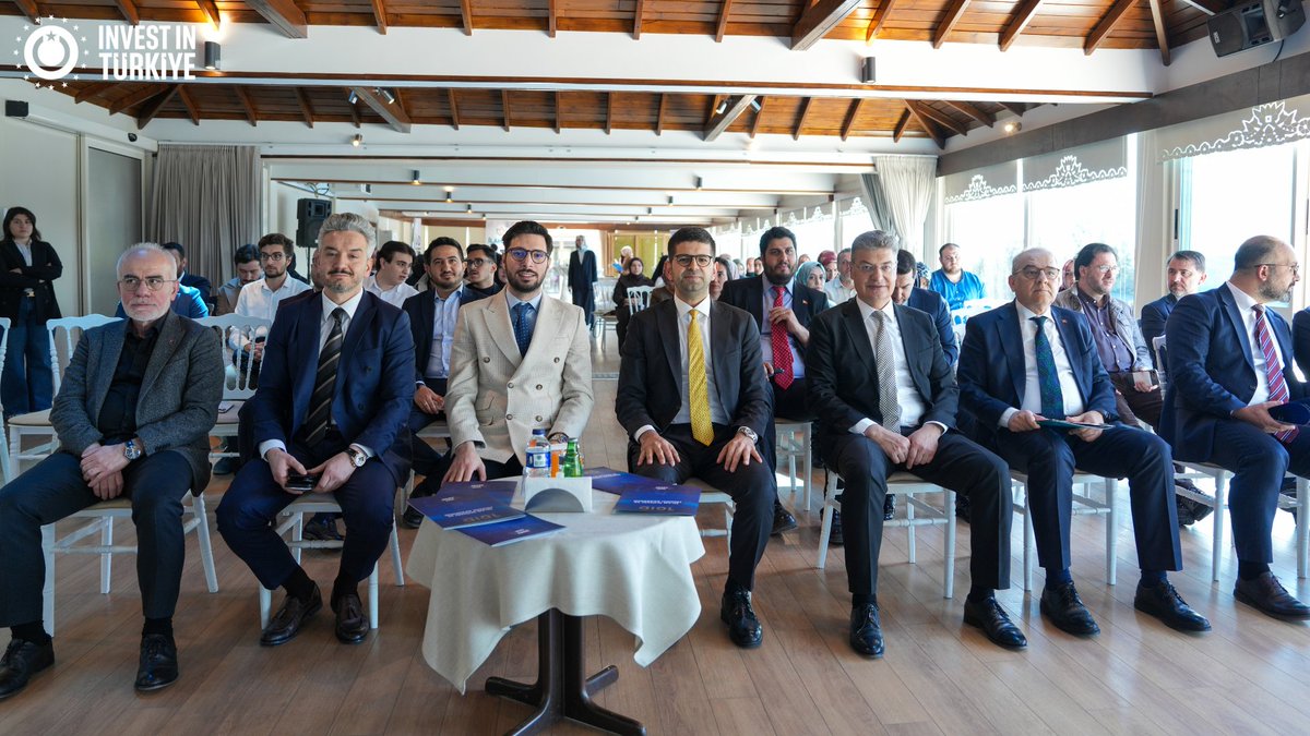 InvestTurkey's tweet photo. .@InvestTurkey President @aburakdaglioglu shared insights on Islamic finance in Türkiye and globally during the Islamic Economics and Finance Academy Certificate Ceremony, hosted by the @tuiddernegi (Association of Theologians in Türkiye).

During his remarks, Dağlıoğlu noted that participation banks account for approximately 9 percent of Türkiye’s banking sector, while participation insurance represents around 5 percent. Globally, Islamic finance assets still constitute nearly 1 percent of total financial assets.

Emphasizing the importance of a fair and risk-conscious financial system, Dağlıoğlu highlighted the strong growth potential of Islamic finance instruments and their expanding global reach, and underlined Türkiye’s role as the nexus of finance in this transformation.

#Türkiye #NexusoftheWorld #Finance #Investment #NexusofFinance
