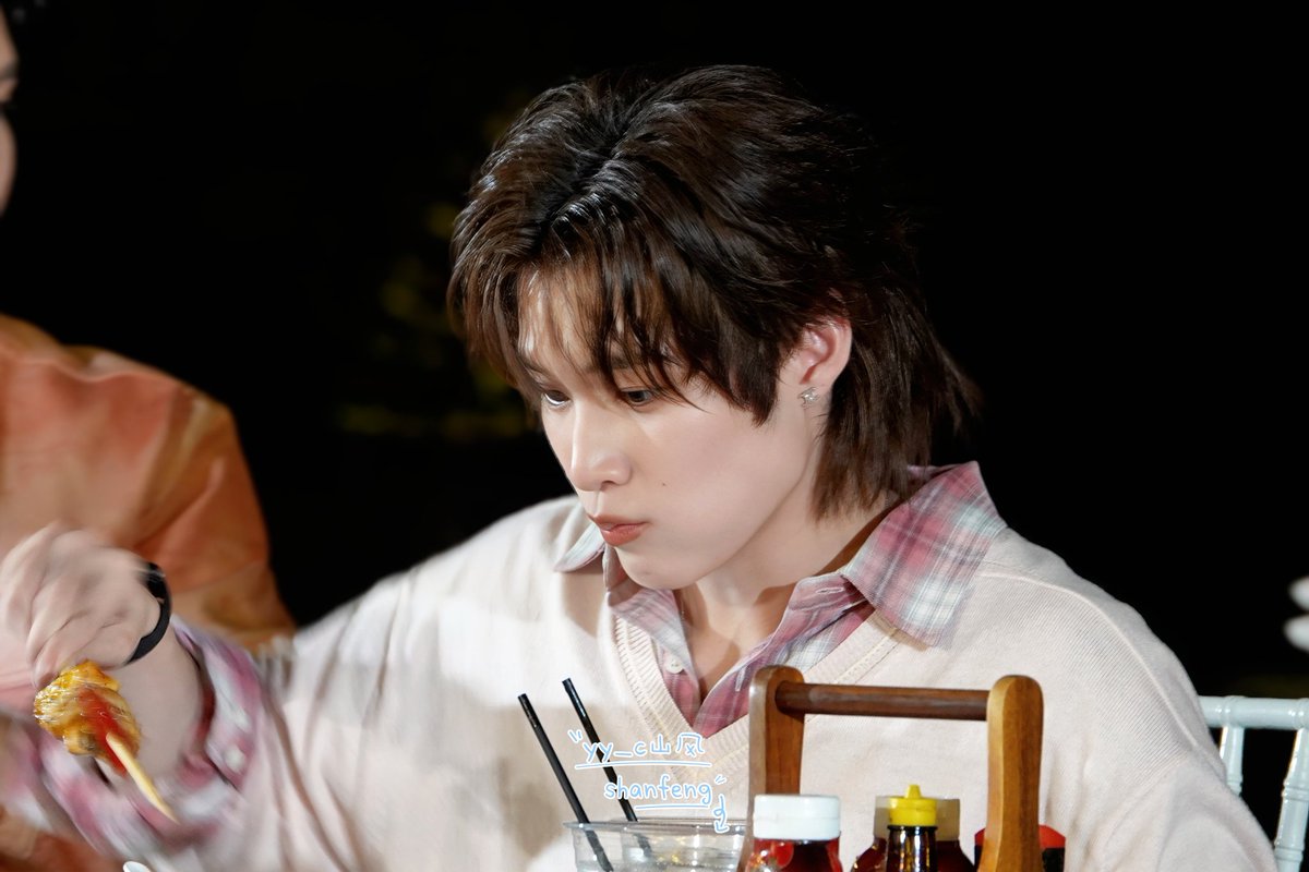 yy_c2024's tweet image. 😋
#MaxNatBWForeverLove
#MaxNat
#natasitt