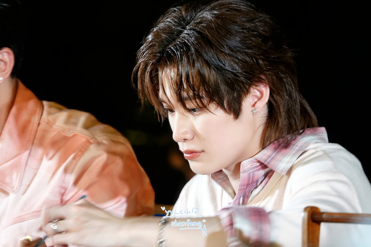 yy_c2024's tweet image. 😋
#MaxNatBWForeverLove
#MaxNat
#natasitt