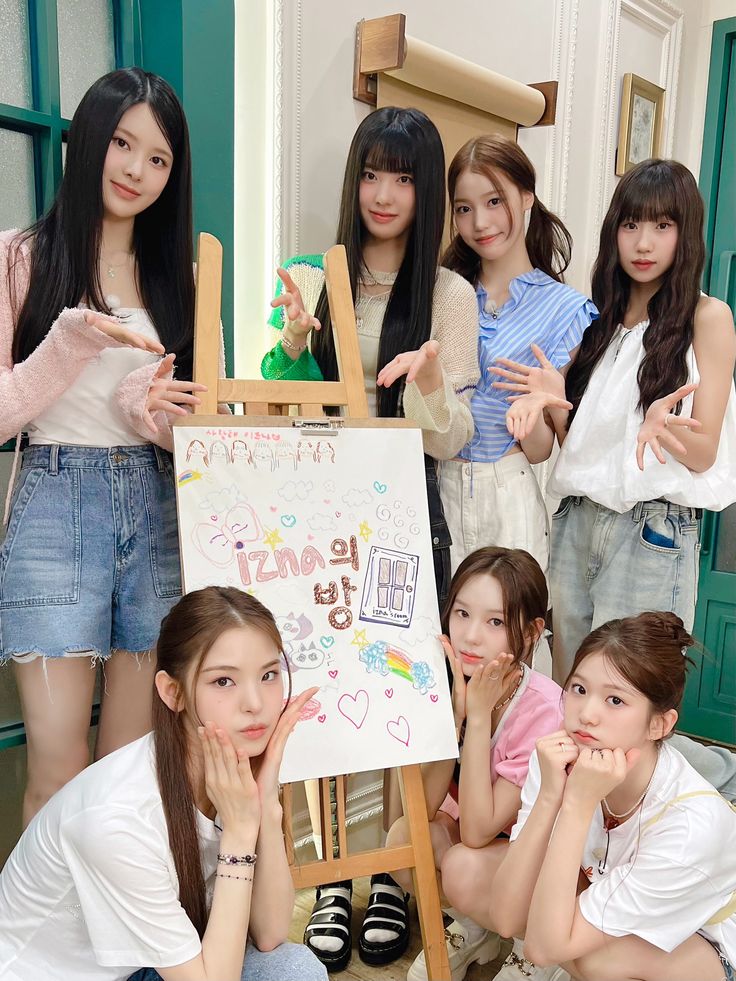 iznayaa ot7 💌 tweet media