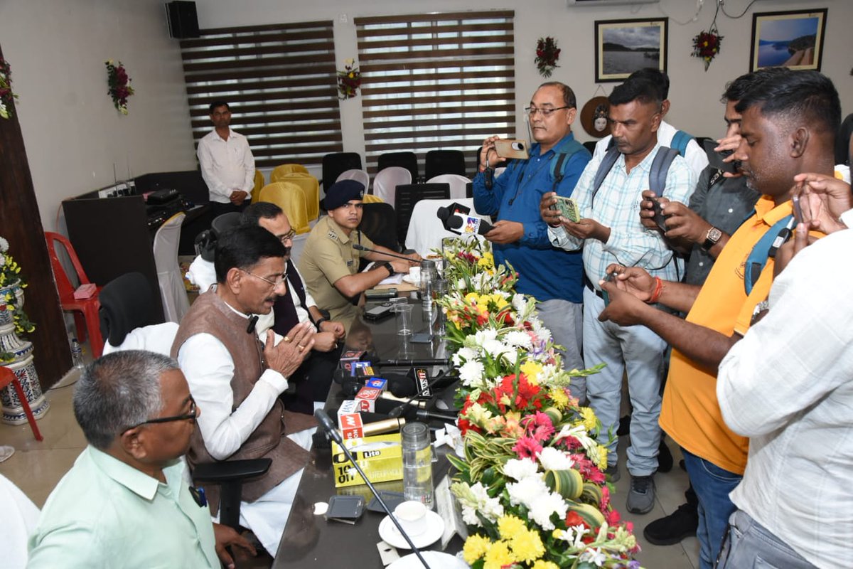 Sanjay Seth tweet media