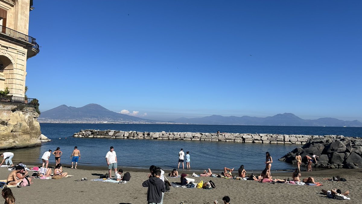 mari ♡ tweet media