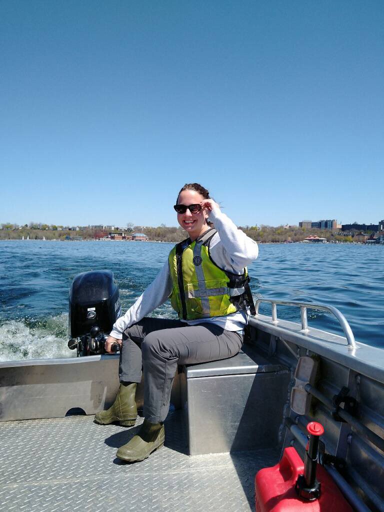 CIGLR_UM's tweet image. 🌊 #CIGLRAlumniSpotlight, #WomenInScience: Anna Schmidt

From #GreatLakes to global freshwater research, Anna advances food web science. A former #CIGLR fellow &amp;amp; lab analyst, she’s now pursuing her Ph.D. @uvmvermont studying lake ecology &amp;amp; carbon cycling: ciglr.seas.umich.edu/alumni-story/f…