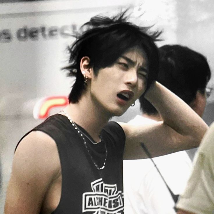 anaknyataeshan's tweet photo. #taeshan ; a long AU 🔞
; Kisah kasir cafe plenger tapi ganteng, Trev (TS), yang ga sengaja ketemu artis lokal yang ganteng, Lian (LH)
— Up by VIER https://t.co/05Y81TB0Fq