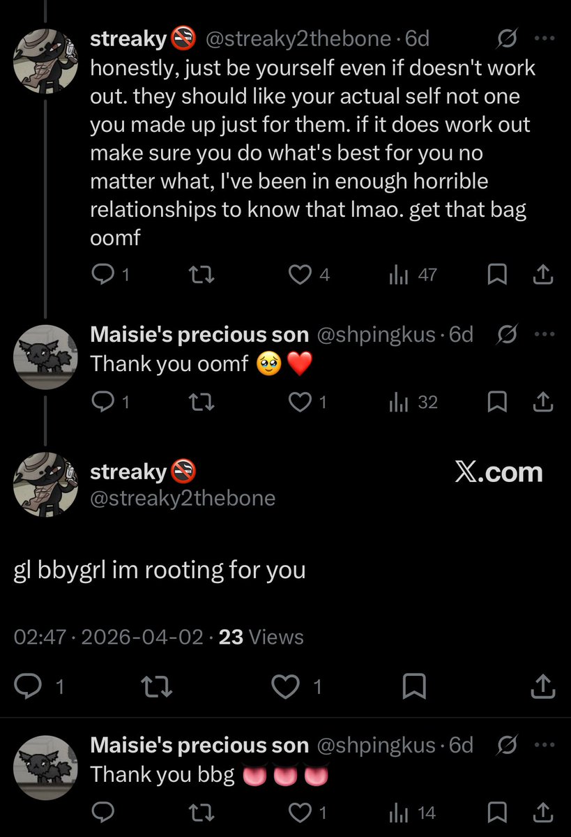 paddletail27's tweet image. // this is no hate to the 14 year old in the situation but streaky in the screenshots ( @/streaky2thebone ) is 19 years old and Maisie’s precious son is 14?? Is this a normal way for someone to interact with a 14 year old when they’re an adult???
