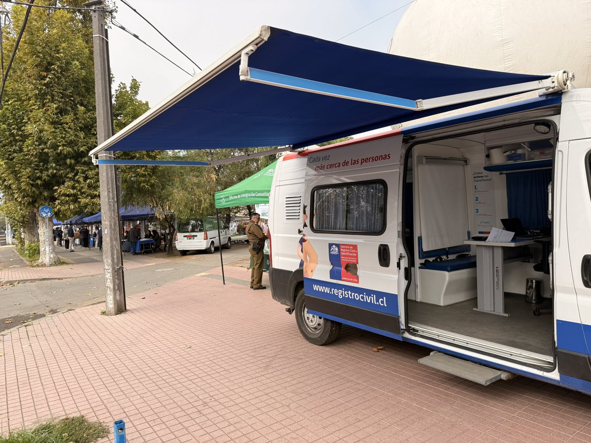 RC_Ohiggins's tweet photo. Nuestro Equipo de Atención Terreno se encuentra participando de Gobierno en Terreno de @DPPColchagua en comuna de San Fernando.  Nos encontramos en Feria Libre de Manso de Velasco hasta las 13:30 horas.  Los esperamos. https://t.co/ovAPr8PsYm