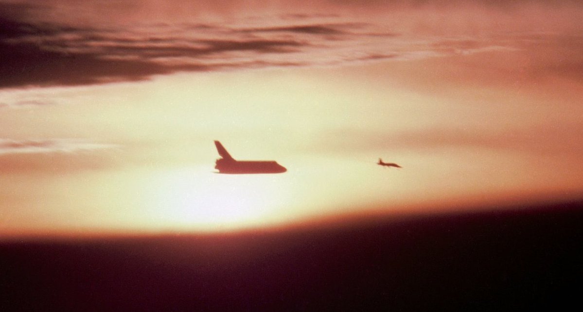 cosmictylxr 🛰️ tweet media