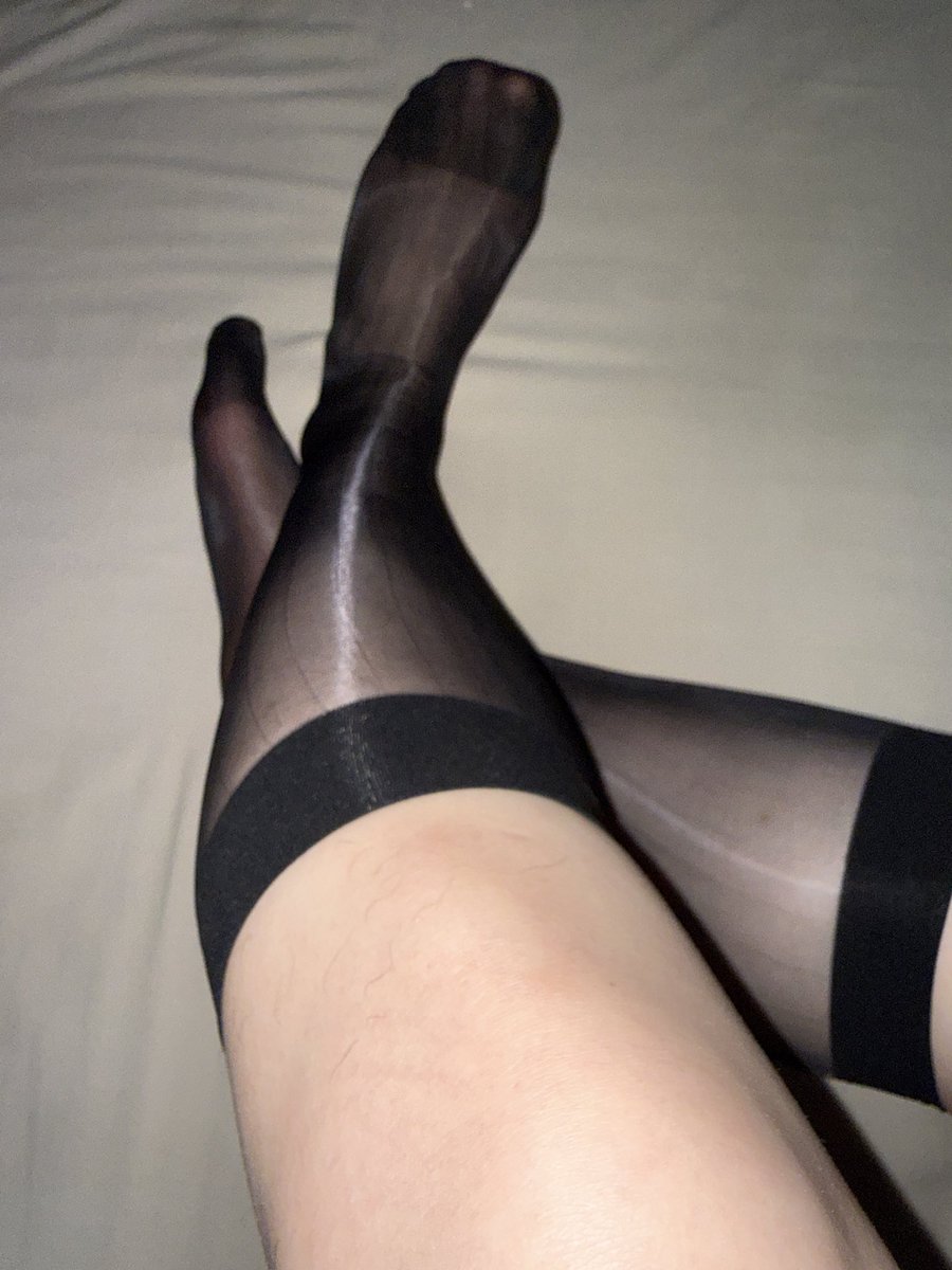 dddddingxj's tweet photo. 好看的袜子🧦 https://t.co/Cbrv6zgSMs