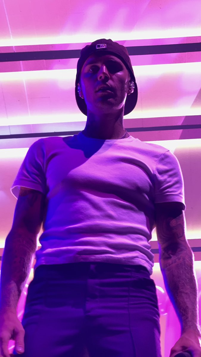 Justin Bieber Dumps tweet media