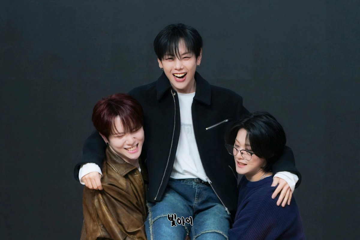 빛아이 tweet media