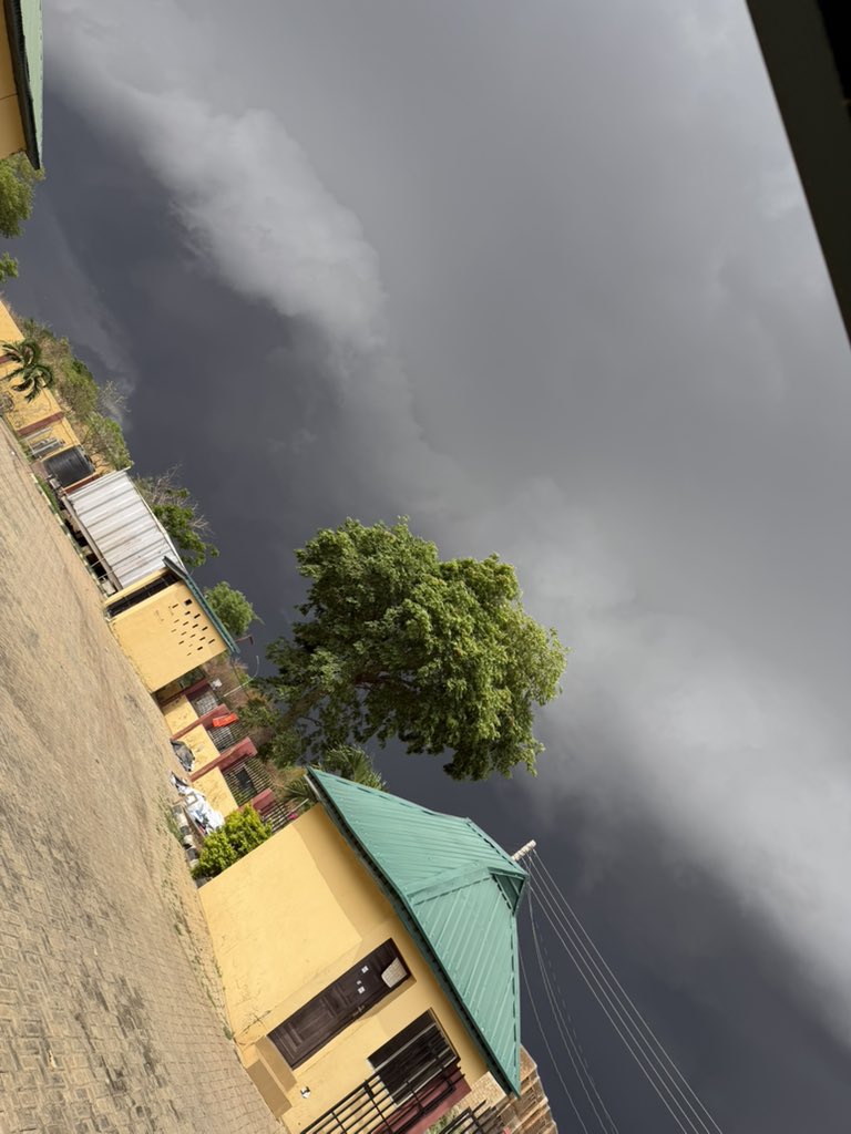 SultaN🌍 tweet media