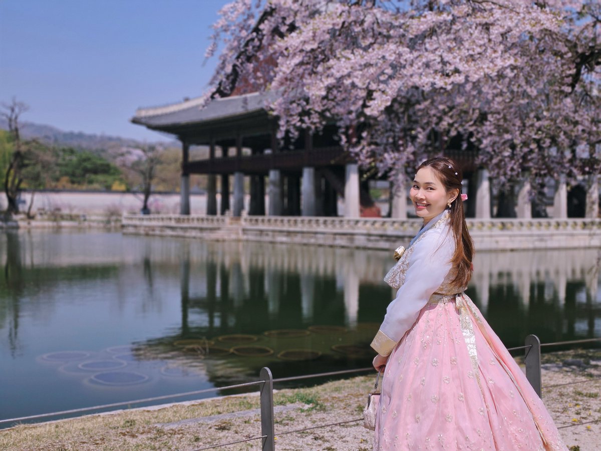 Buztozai tweet media