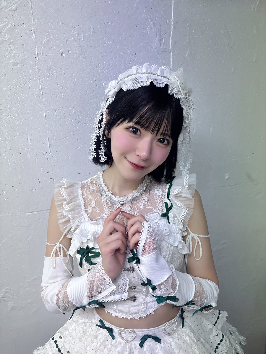 teratera_kaho's tweet photo. 暗髪になったよ〜！ https://t.co/a3GZzdRpkW