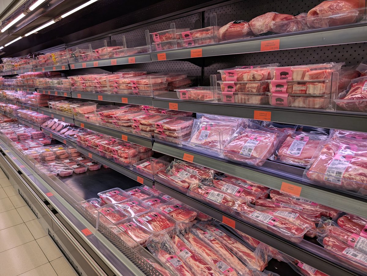 Roberto Navidades tweet media