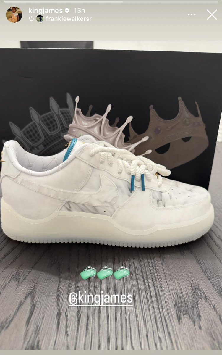 Complex Sneakers tweet media