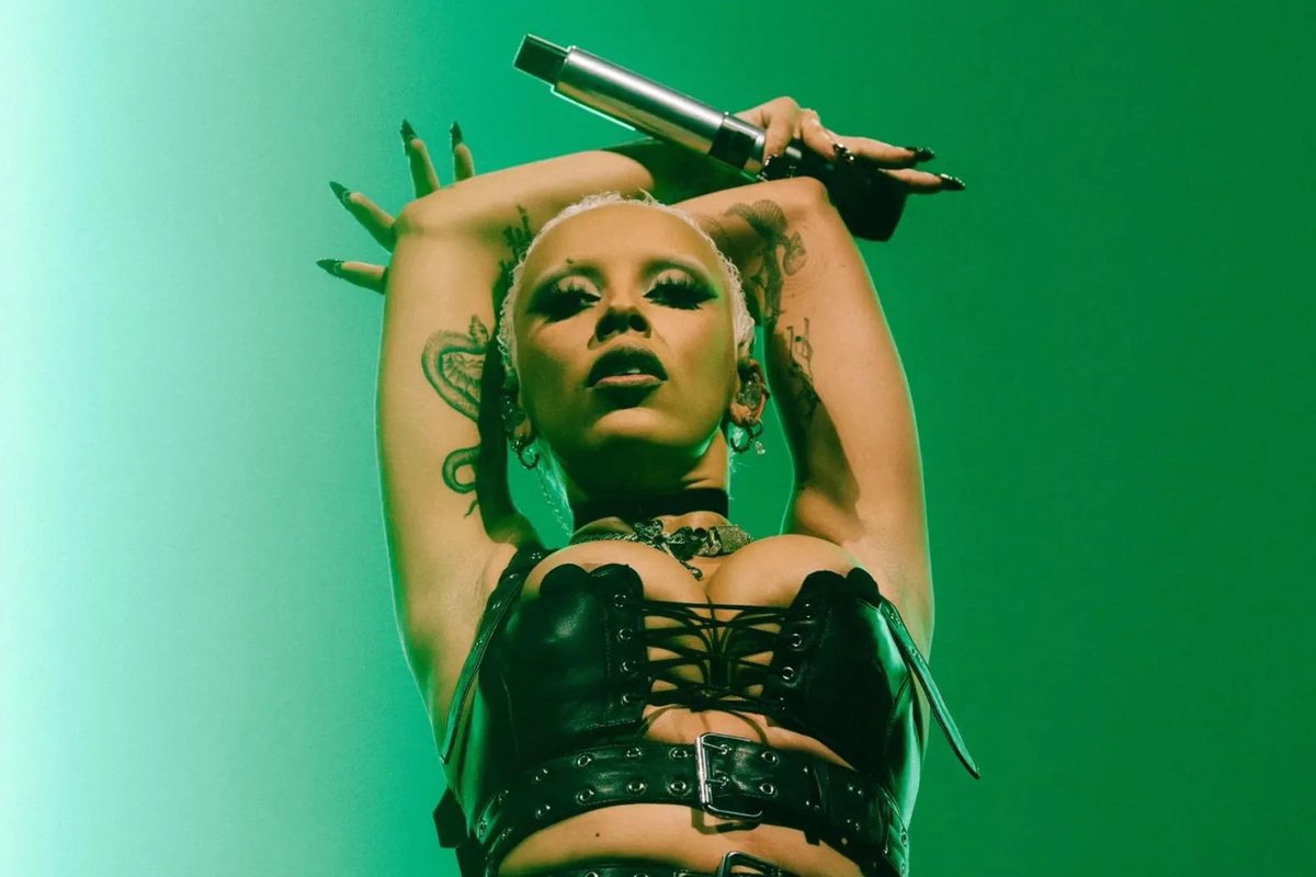 Cardi B | Updates tweet media