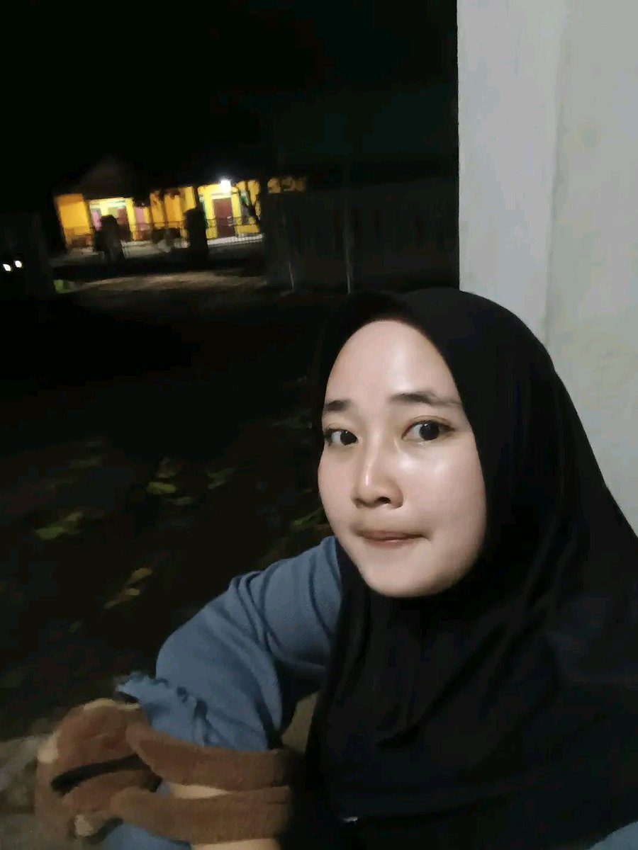 Aisyah syanati tweet media