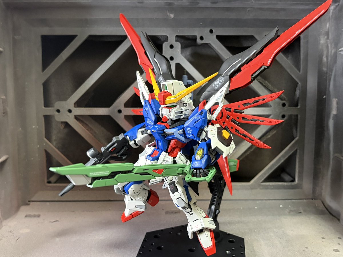 plus_aries's tweet photo. #ガンプラ

MGSDデスティニーガンダム完成しました〜
フレームの色ミスってほぼ黒になってしまったのが残念でしたがカッコ良く出来たんでまあオッケーとしておこう

Gジェネ風並べをする時にどのポーズにするか悩むところです https://t.co/kujEW7CoJy