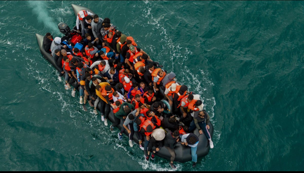 300 migrants have crossed the English Channel in the past 24 hours

Once again as soon the weather is nice our shores get flooded with more illegals and Starmer hasn’t got a clue how to stop them. 

We need proper leadership to sort this issue out while also making sure France