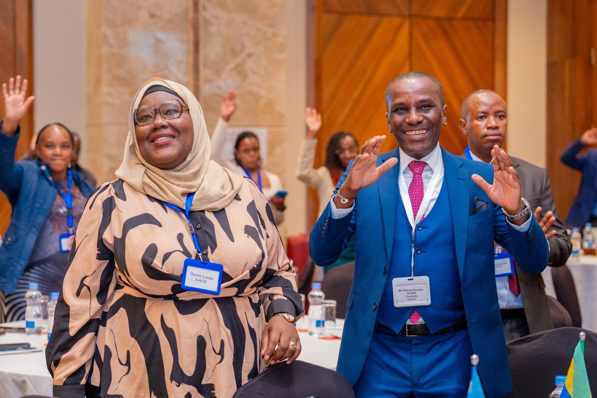 KenTrade_G2B's tweet photo. Day 1 of Regional Singe Window System Conference,2026. Delegates swayed to the rythmic tunes of Kayamba Africa. In focus was how Africa can  drive trade efficiency and competiveness through digitalisation. #SingleWindowSystem https://t.co/SaIRWJRWx5