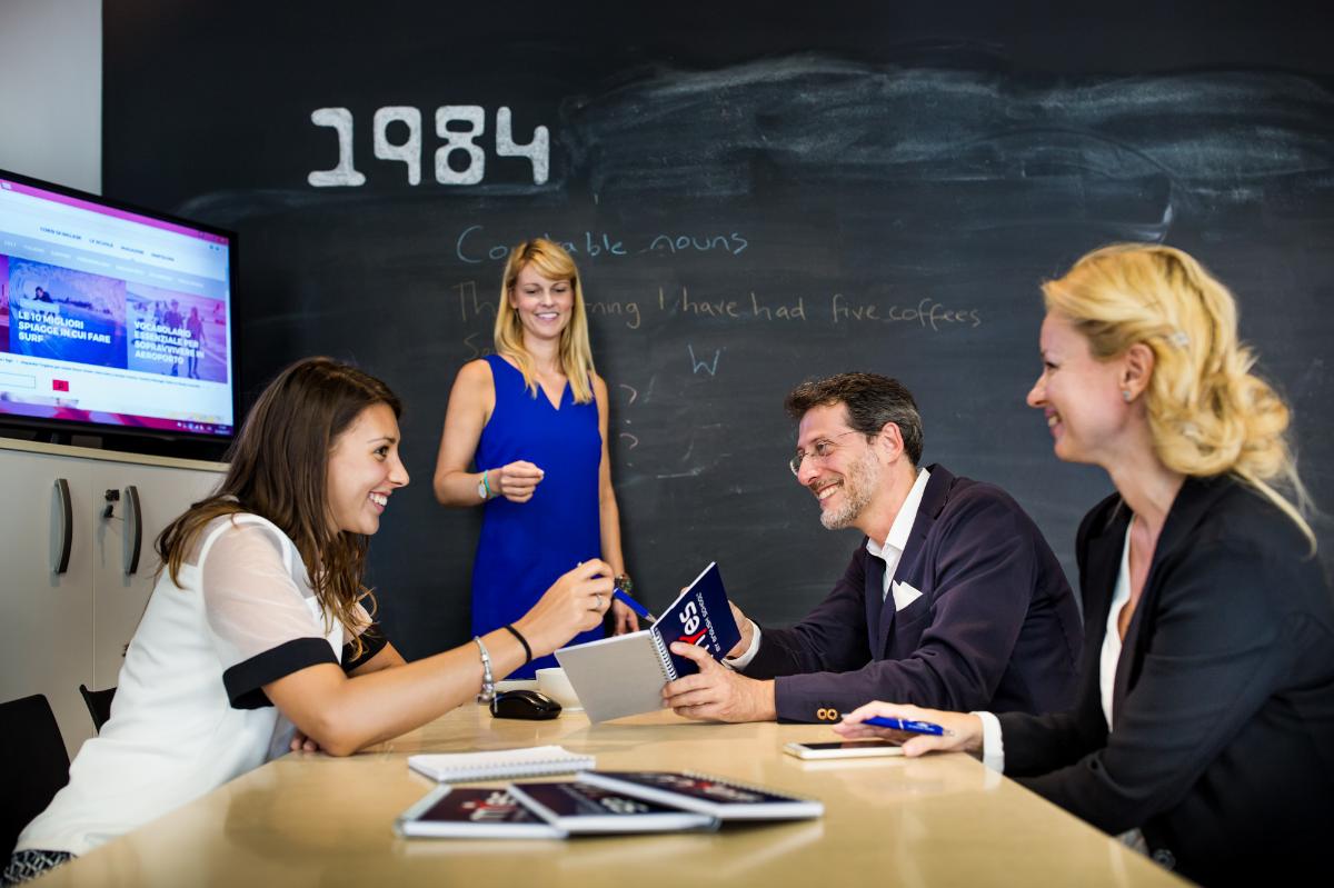 TEFL.com tweet media