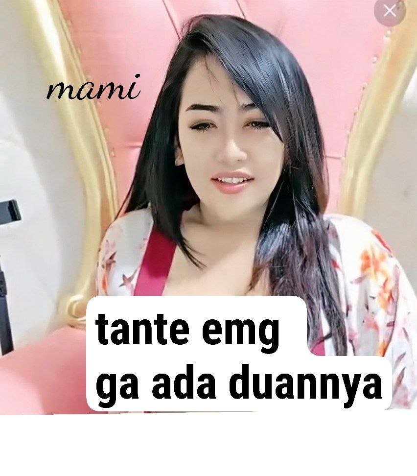 n a i n a tweet media