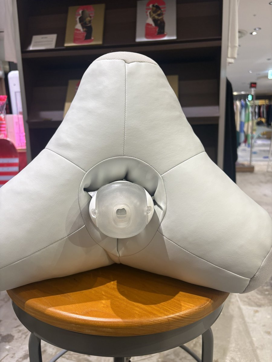 TENGA STORE TOKYO tweet media