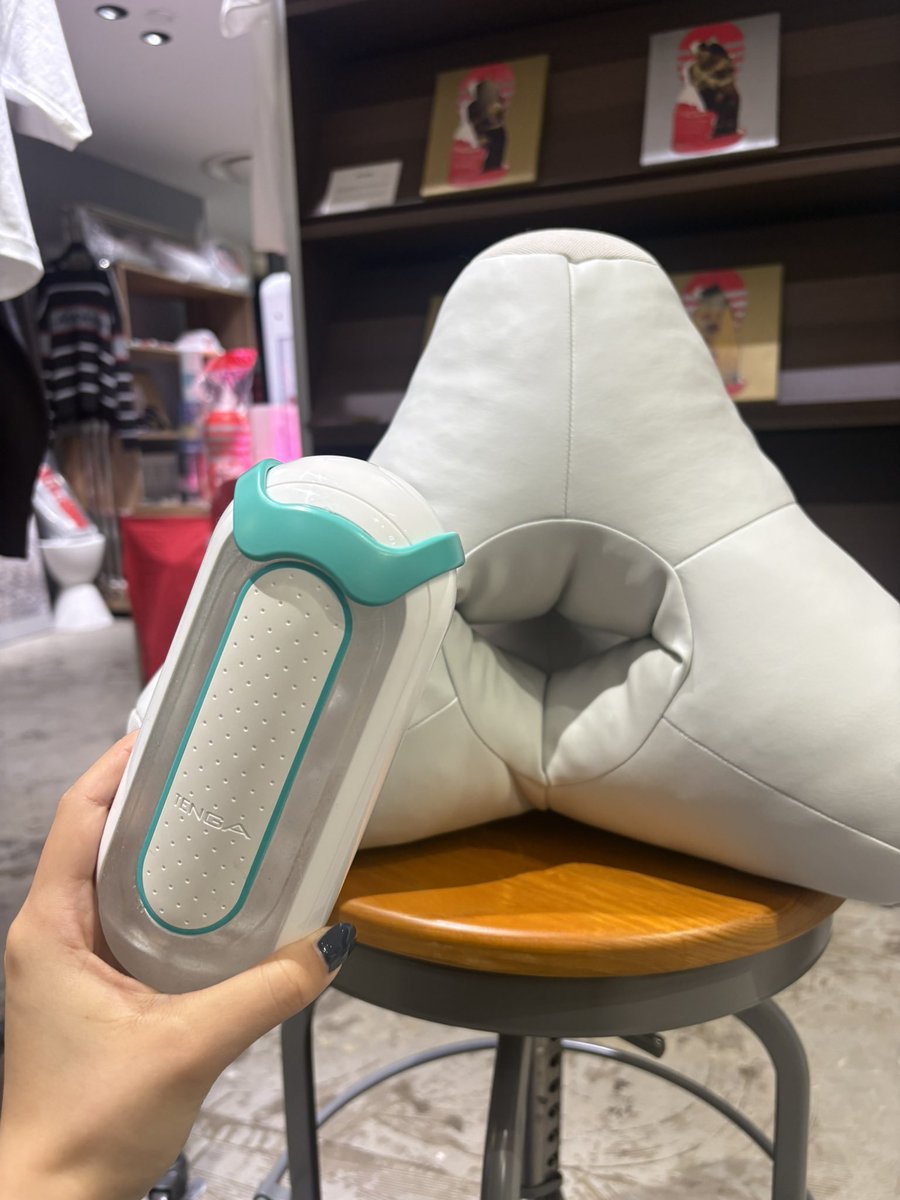 TENGA STORE TOKYO tweet media