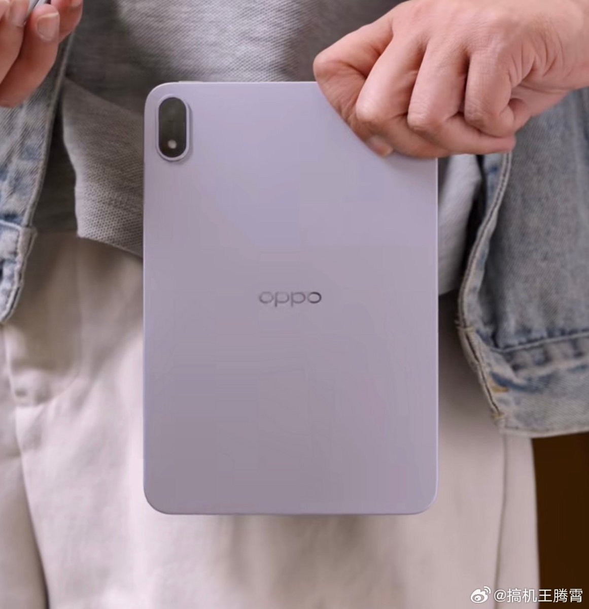 ayansonunigam's tweet image. OPPO Pad Mini 🚨 

✅ 8.8" 144Hz OLED Display📱
✅ Center Punch Hole
✅ Ultra Thin Bezels
✅ Snapdragon 8 Gen5
✅ 8000mAh🔋+ 67W⚡ 
✅ 5.39mm
✅ 279g

#OPPO #OPPOPadMini