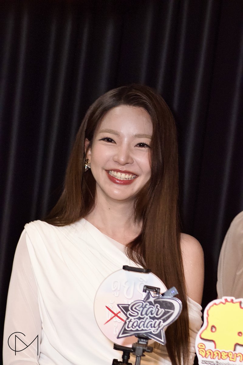 CM2 CONNECT tweet media