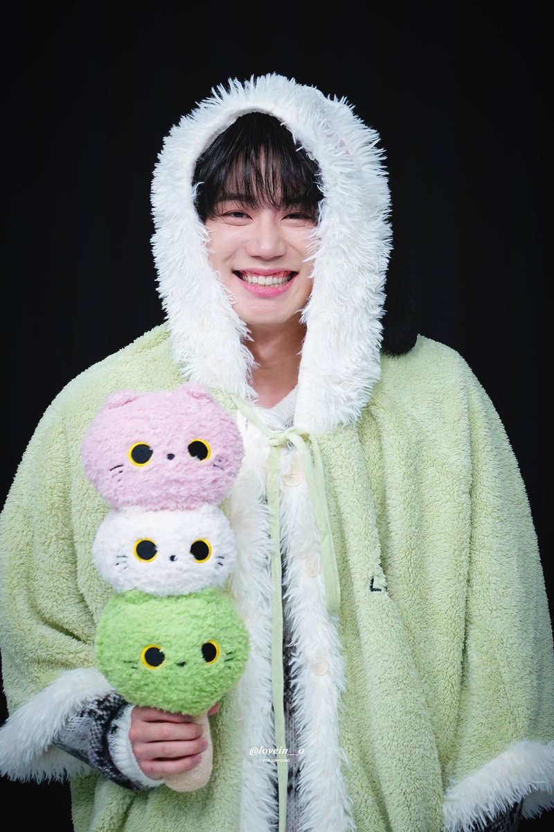 니허오 tweet media