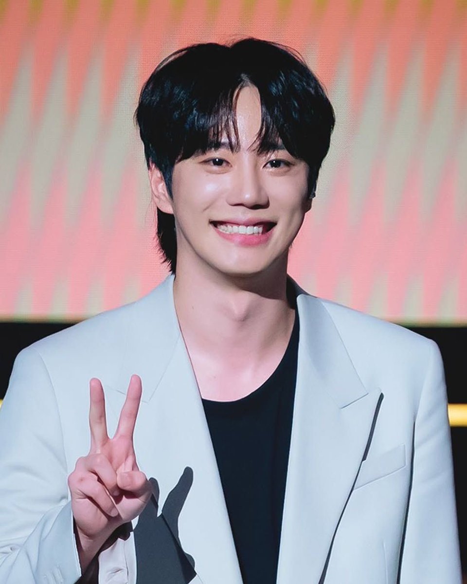 니허오 tweet media