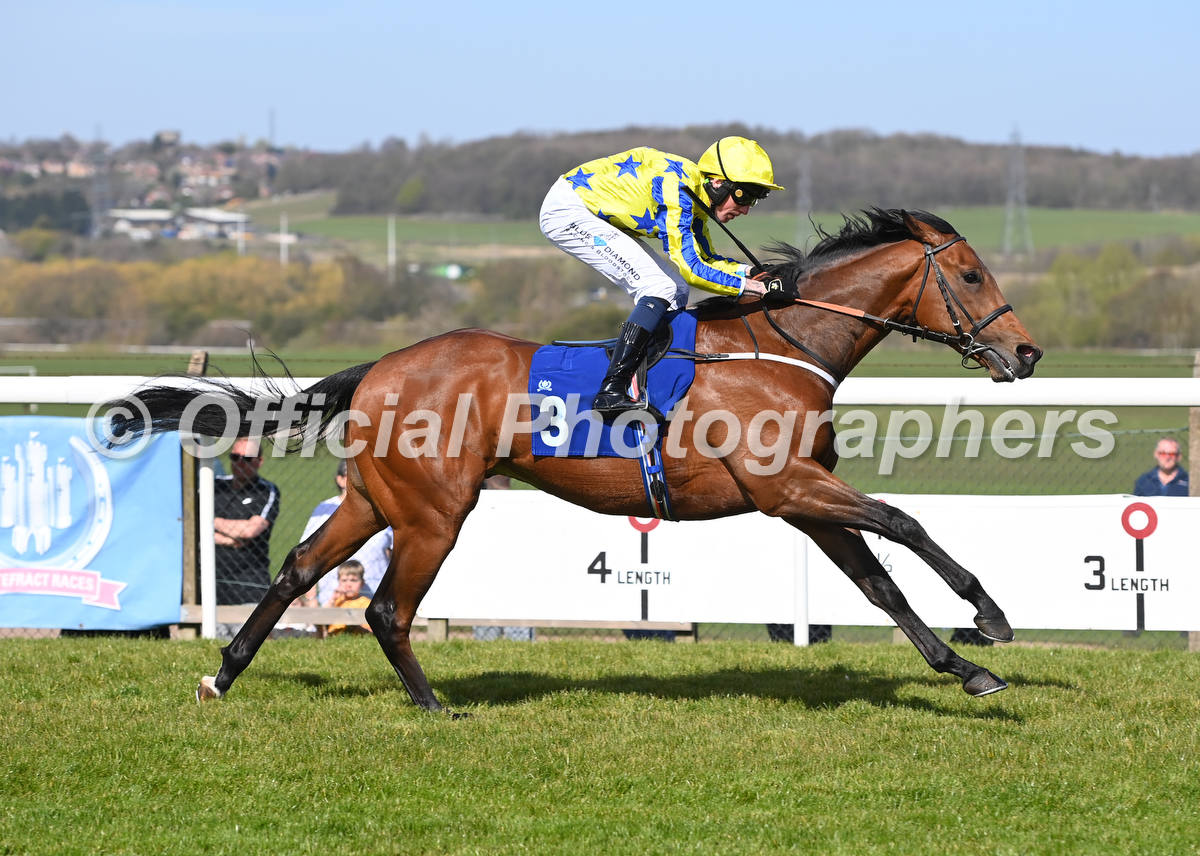 OfficialPhotographers tweet media