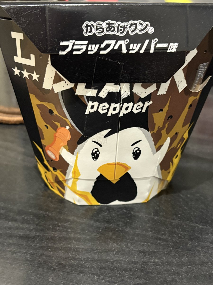 ねろん tweet media