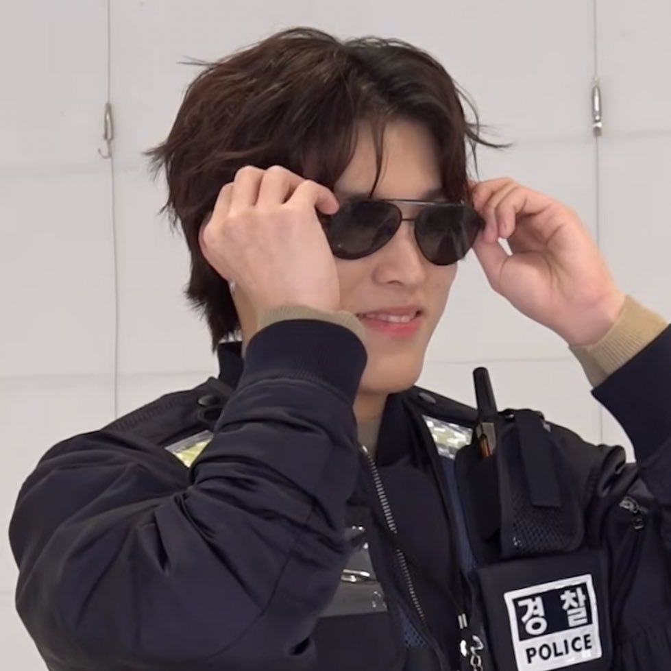 handsome captain park (police officer) 🫡
