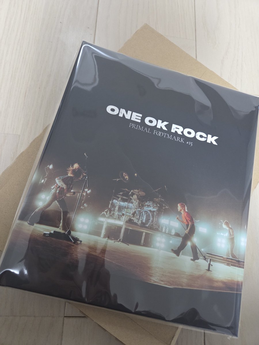 いーな tweet media