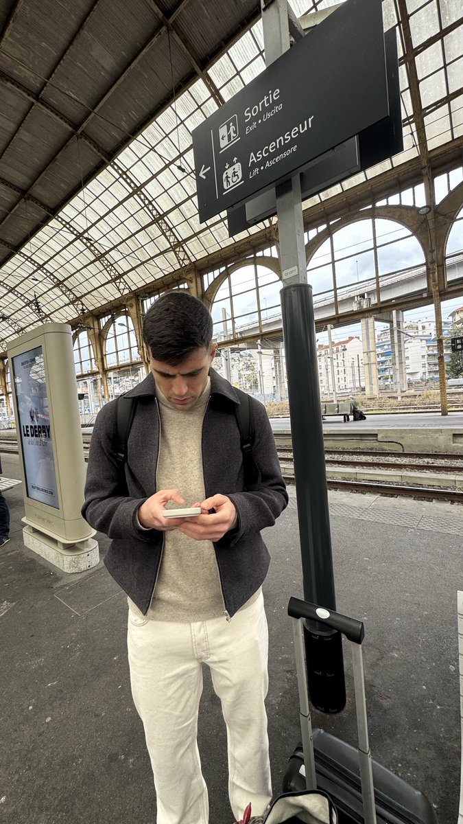 Petro D. | Research tweet media