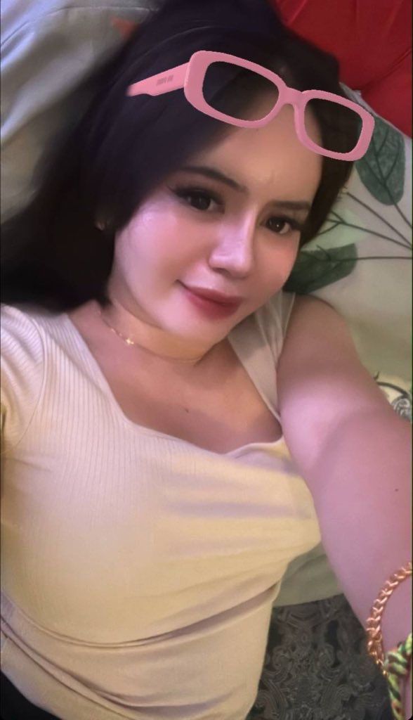 iiesha1998's tweet photo. hi awakk https://t.co/4iZJu6vJUj
