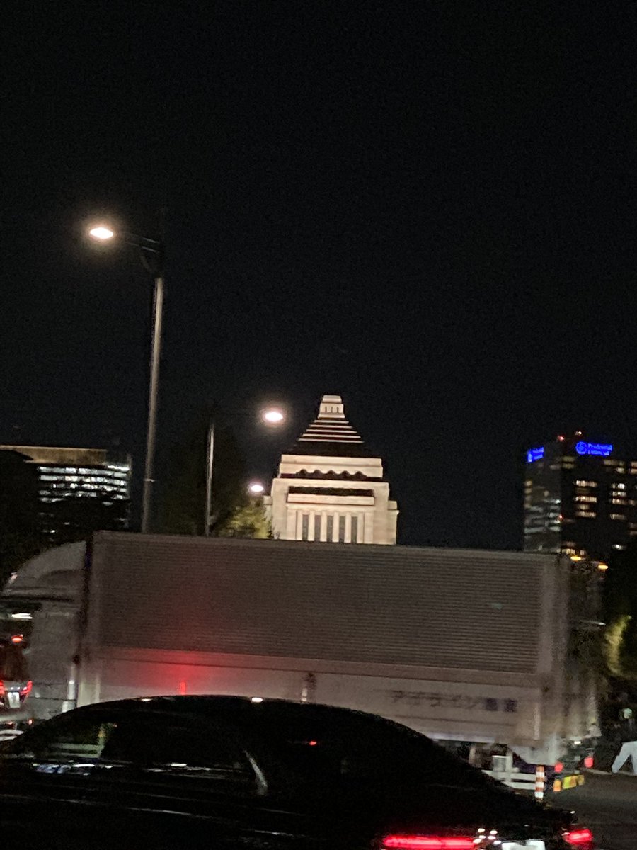 ふくらはぎむくみの介 tweet media