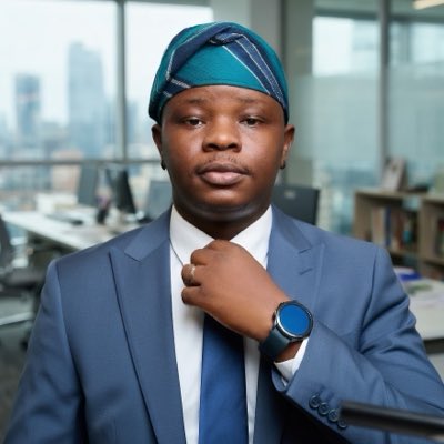 Identitydiola's tweet photo. #NewProfilePic https://t.co/8X2oAZMsh6