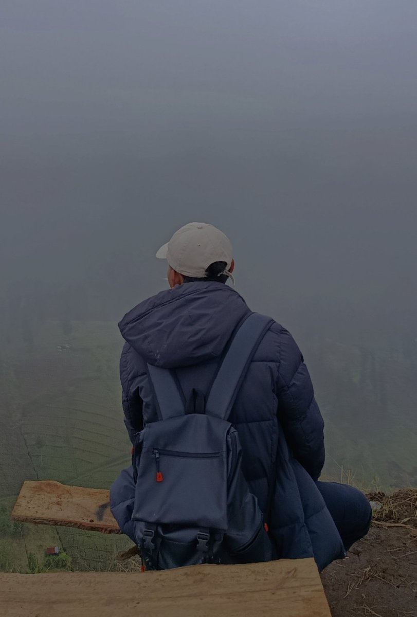 Tanpa Warna ⌫ tweet media