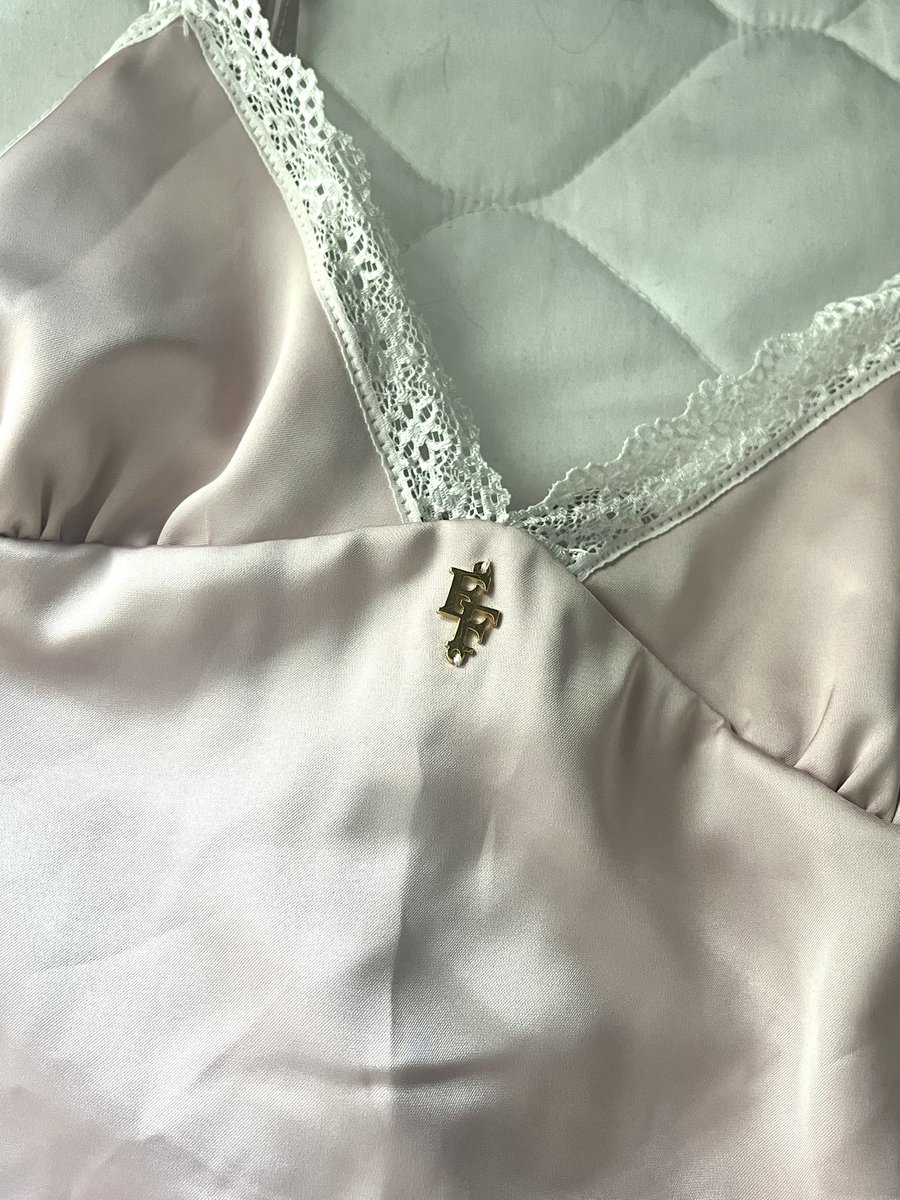 wondercuteee's tweet photo. ส่งต่อ feel free สีชมพู size L ค่า 280รส

#ส่งต่อเสื้อผ้ามือสอง #ส่งต่อเสื้อผ้ามือ2 #ส่งต่อเสื้อผ้า #เสื้อผ้ามือ2 #ส่งต่อ #โล๊ะตู้เสื้อผ้า #ส่งต่อเสื้อผ้ามือสองสภาพดี #โล๊ะตู้ #ส่งต่อcintage #ส่งต่อแบรนด์ไอจี https://t.co/gfQwZOnYI3