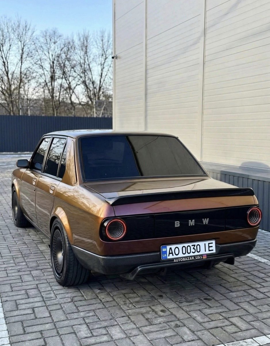 Car Grails tweet media